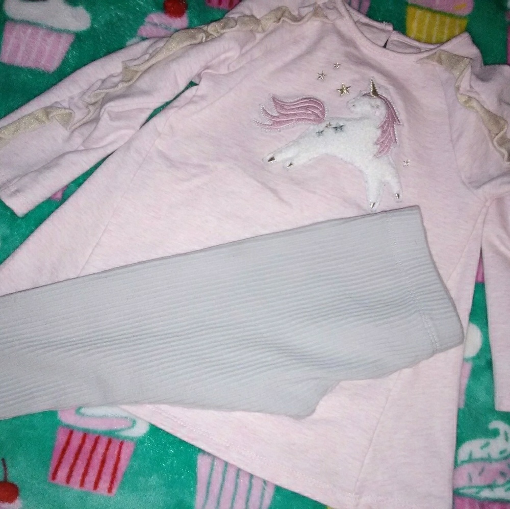 Cute unicorn outfit